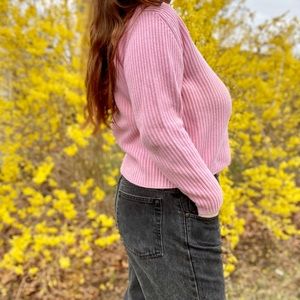 LL BEAN BARBIE PINK KNOT SWEATER